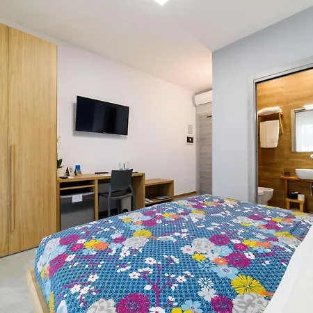 Oda ve Kahvaltı I 4 Calici Salerno